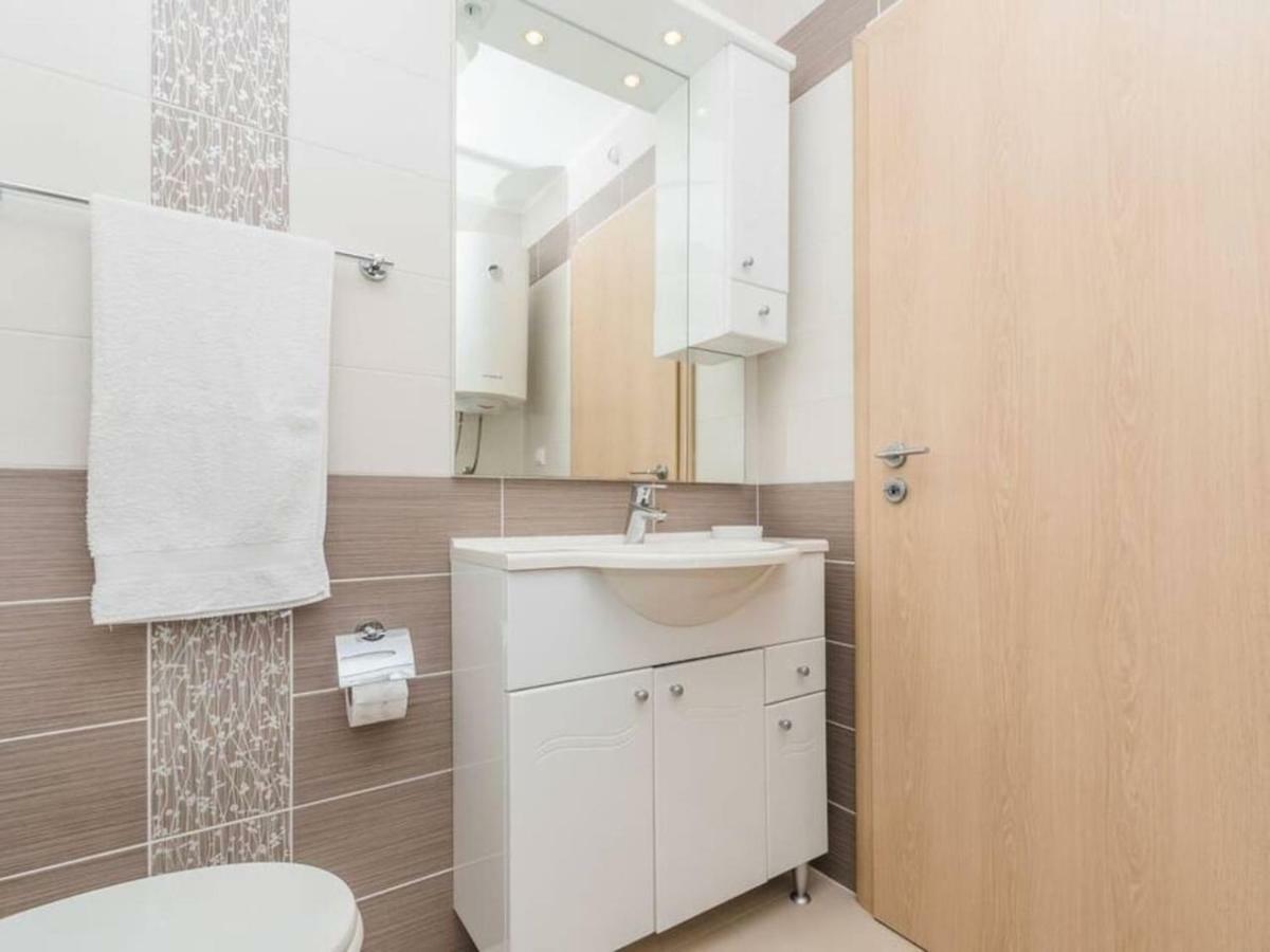 Apartment F-4 Klimno Kültér fotó